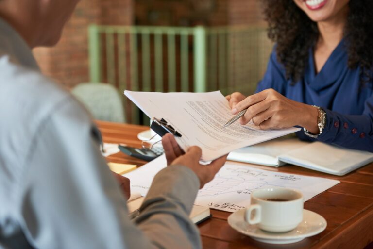 Que faire après une licence de droit ? Génération Zébrée